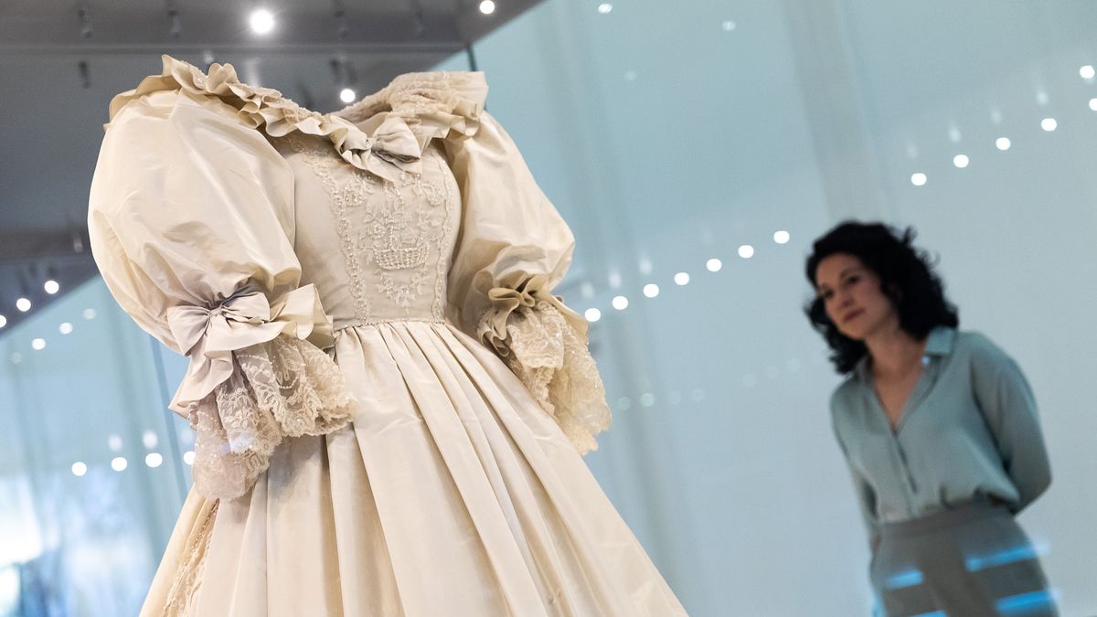 Obrazem: Šaty pro princezny. V Londýně začala výstava královského šatníku